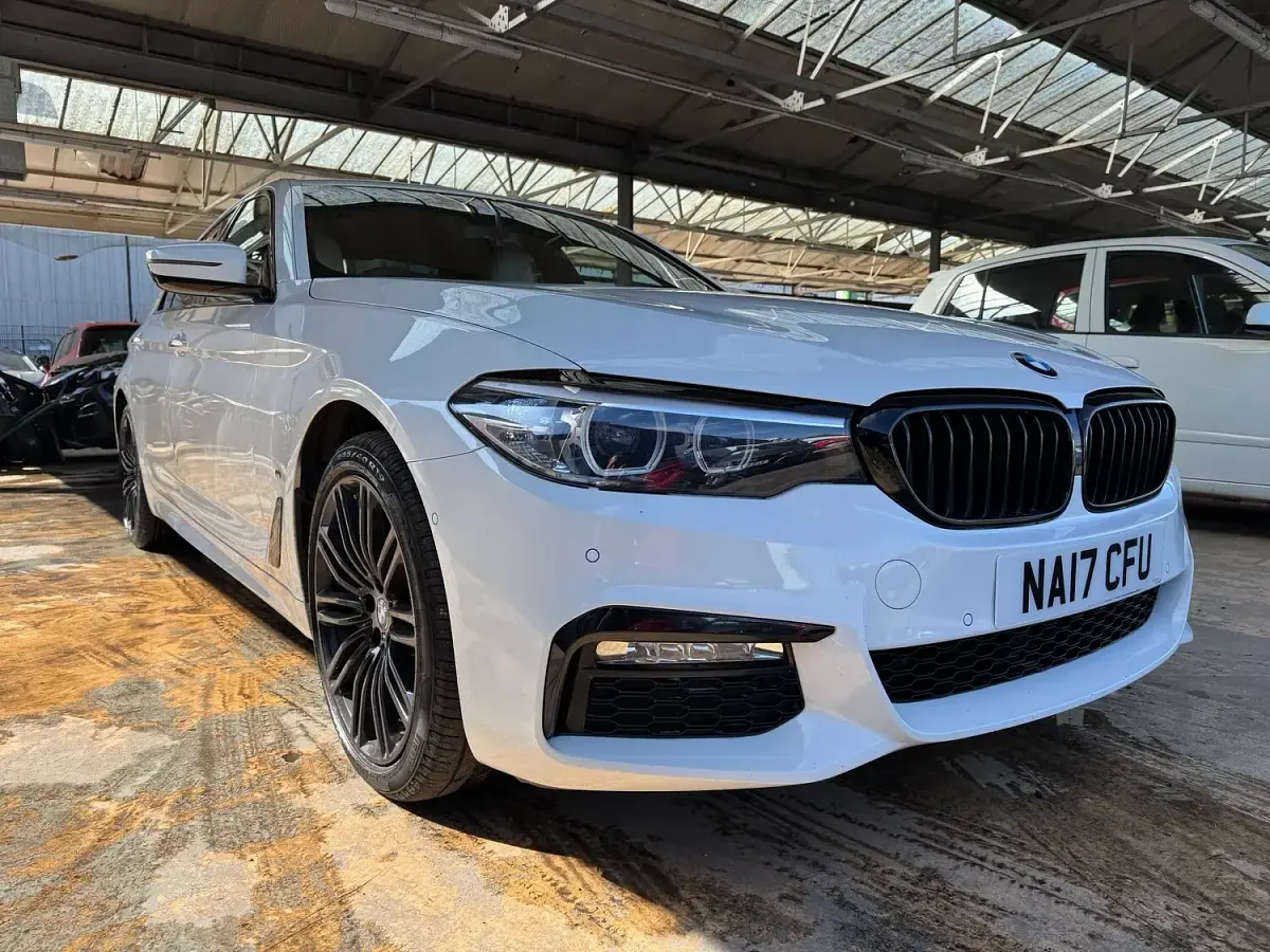 Used BMW 530e M Sport 252 HP (185 kW) 2017 White Sedan
