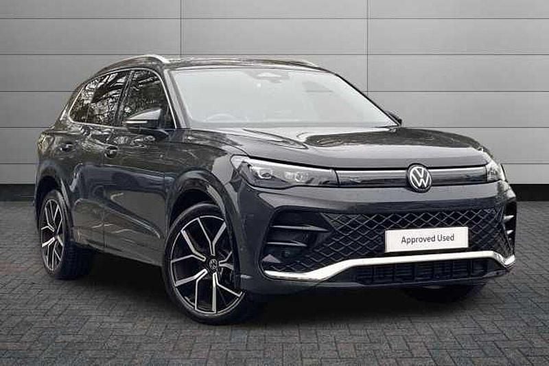 Grey Used 2025 VW Tiguan R-line SUV | £34,195 (Fair price) - Image 1/4