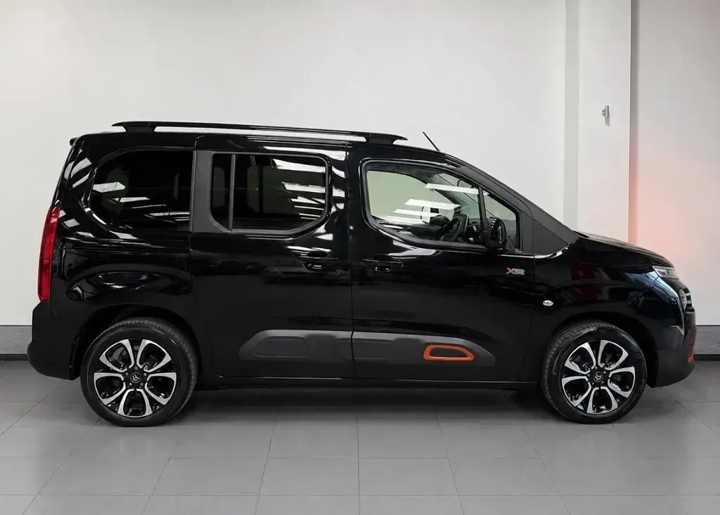 Used Citroën e-Berlingo XTR 100 kW (136 HP) 2022 Black MPV