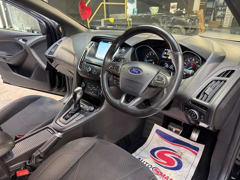 Used Ford Focus ST-Line 2017 Black Hatchback