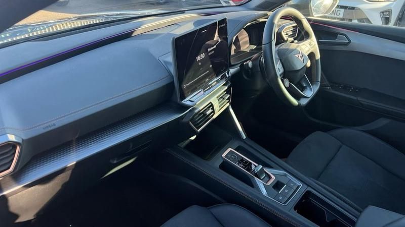 Used Cupra Leon 150 HP (110 kW) 2025 Midnight black