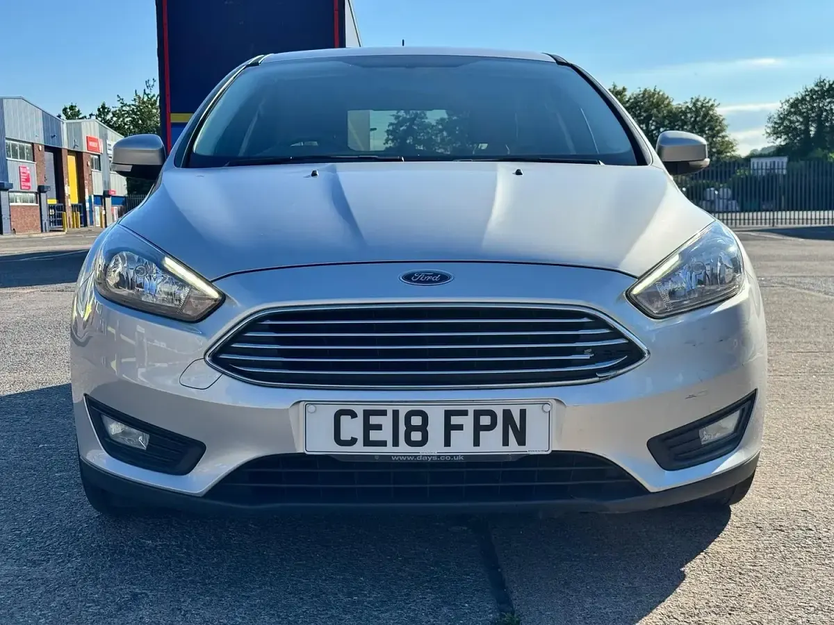 Used Ford Focus Zetec 2018 Silver Hatchback