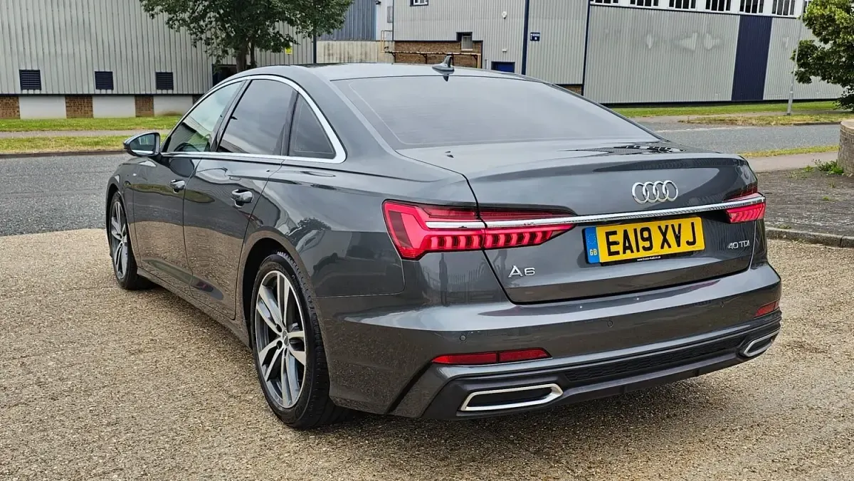 Used Audi A6 S-Line 204 HP (150 kW) 2019 Grey Sedan