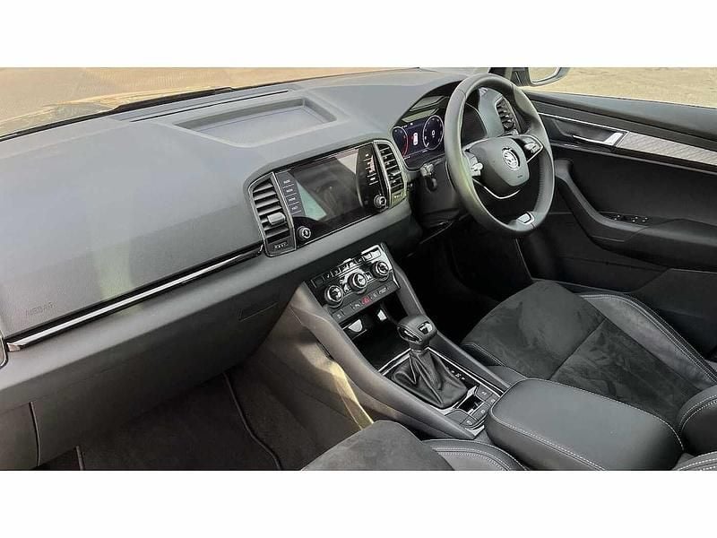 Used Skoda Karoq SE L 110 HP (80 kW) 2024 Graphite grey metallic SUV