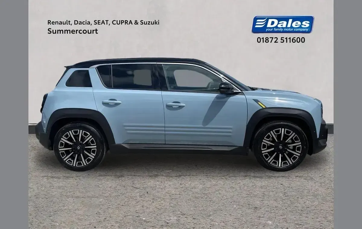 Used Renault R4 Iconic 108 kW (147 HP) 2026 Other SUV