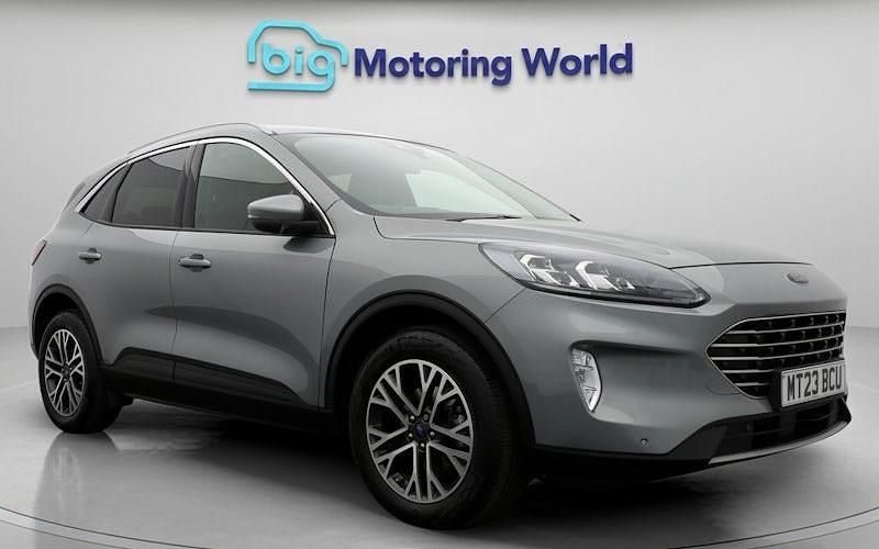 Usado Ford Kuga Titanium 150 CV (110 kW) 2023 SUV