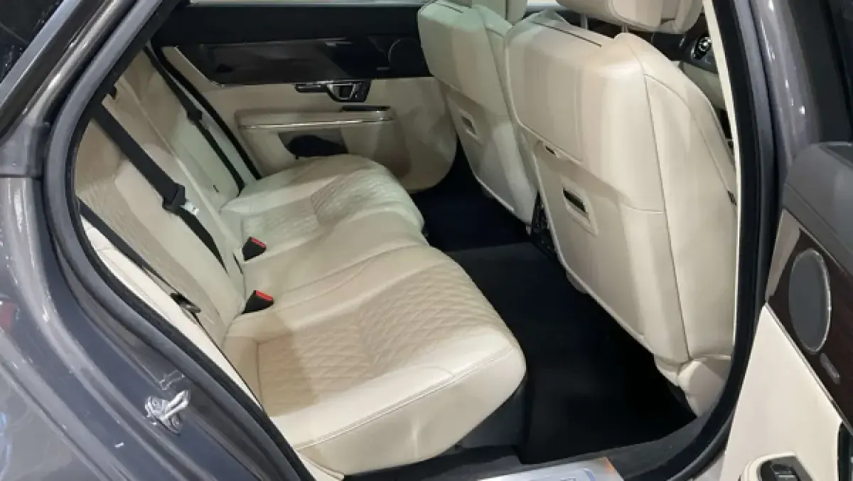 Used Jaguar XJL Portfolio 340 HP (250 kW) 2015 Grey Sedan