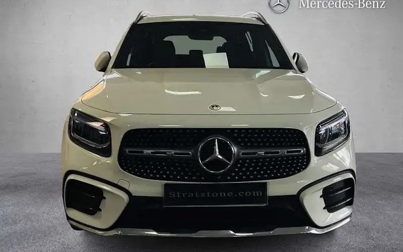 Used Mercedes GLB200 AMG line 163 HP (119 kW) 2025 SUV