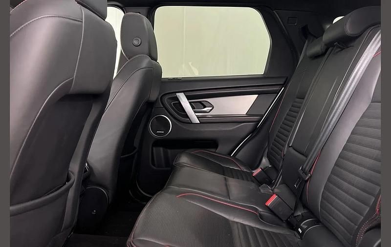 Used Land Rover Discovery Sport HSE Dynamic 200 HP (147 kW) 2021 Silver SUV