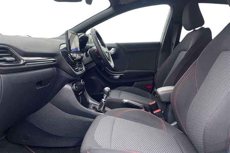 Used Ford Puma ST-Line 125 HP (91 kW) 2024 Frozen white SUV