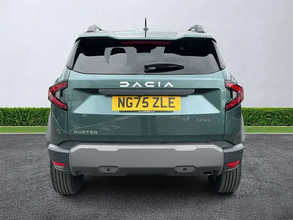 New Dacia Duster Journey 130 HP (95 kW) 2025 Green Hatchback