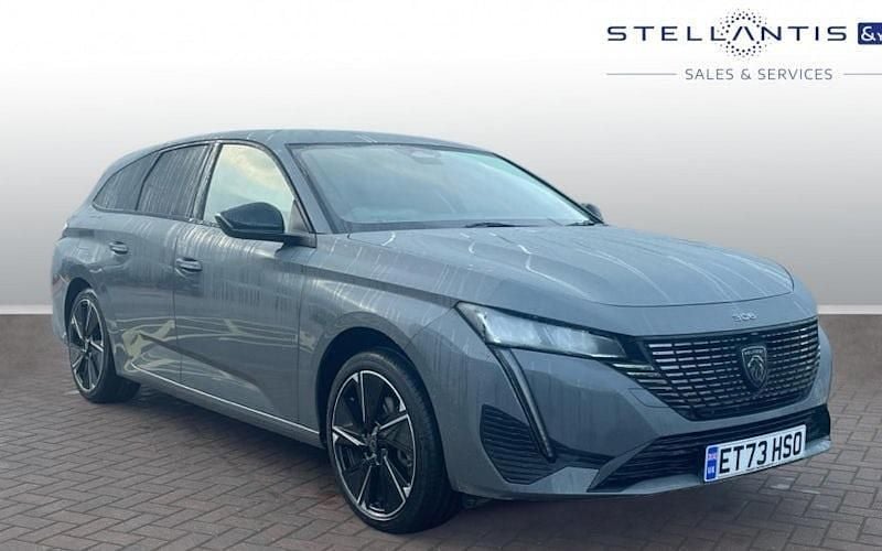 Used Peugeot e-308 SW Allure 114 kW (156 HP) 2025 Estate