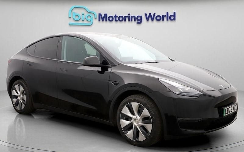 Used 2025 Tesla Model Y Long Range AWD SUV | £21,100 (Good price) - Image 1/4