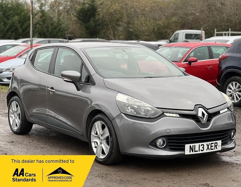 Used Renault Clio IV Expression+ 90 HP (66 kW) 2013 Grey Hatchback