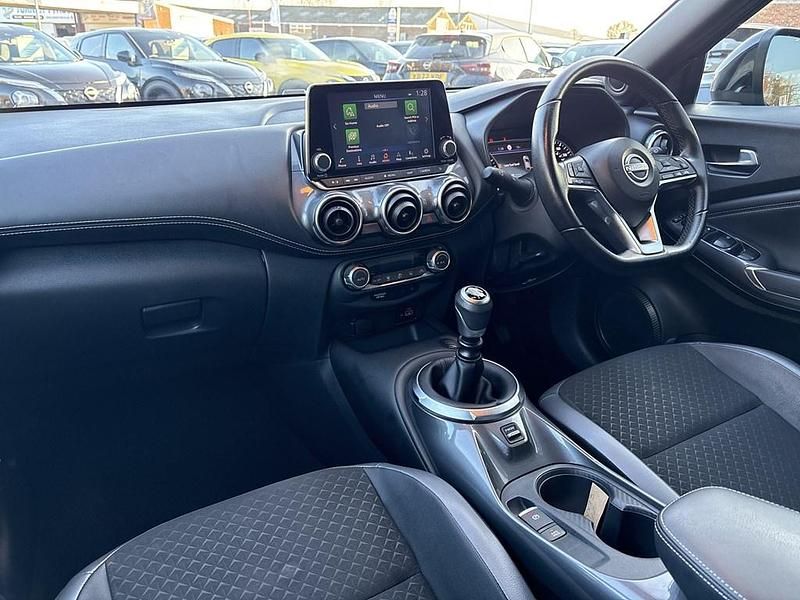 Used Nissan Juke N-Connecta 2023 Blue SUV