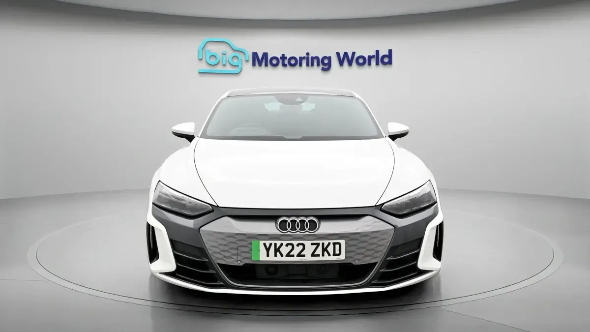 Used Audi e-tron GT quattro 494 kW (673 HP) 2022 White Sedan