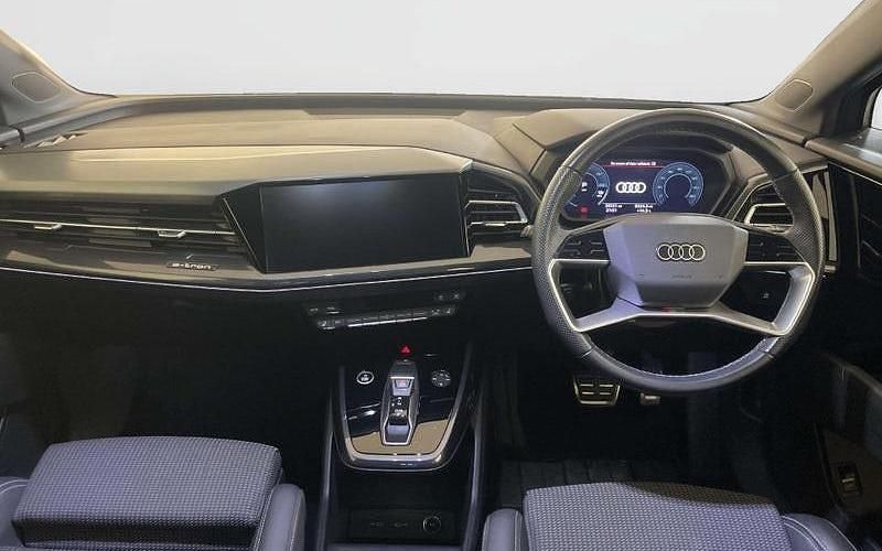 Used Audi Q4 e-tron S-Line 150 kW (204 HP) 2023 Grey SUV