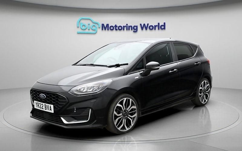 Usado Ford Fiesta ST-Line 101 HP (74 kW) 2022 Preto Citadino