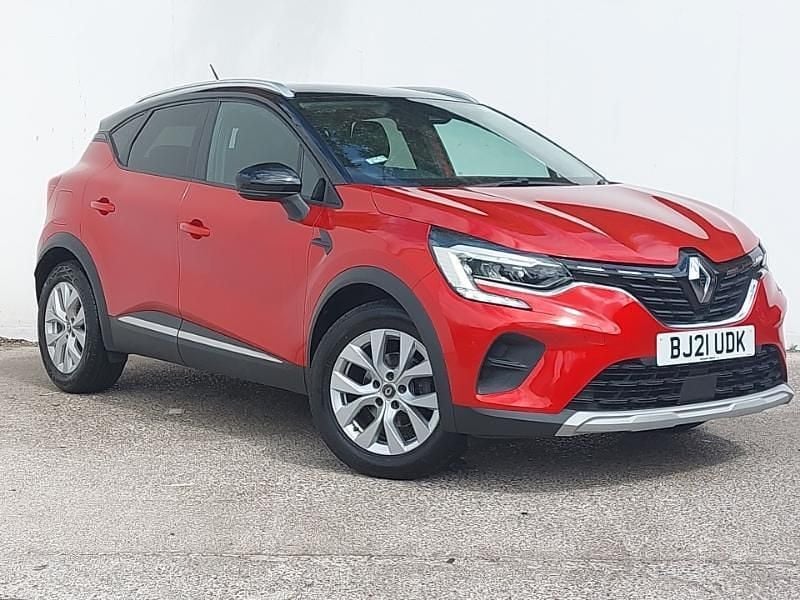 Red Used 2021 Renault Captur Iconic SUV | £13,298 (Fair price) - Image 1/4