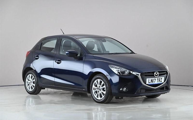 Used Mazda 2 90 HP (66 kW) 2016 Blue Hatchback