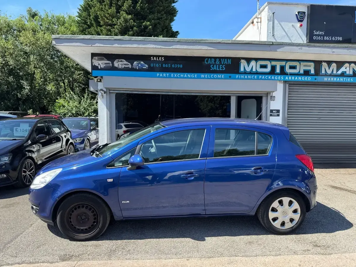 Used Vauxhall Corsa Club 78 HP (57 kW) 2008 Blue Hatchback