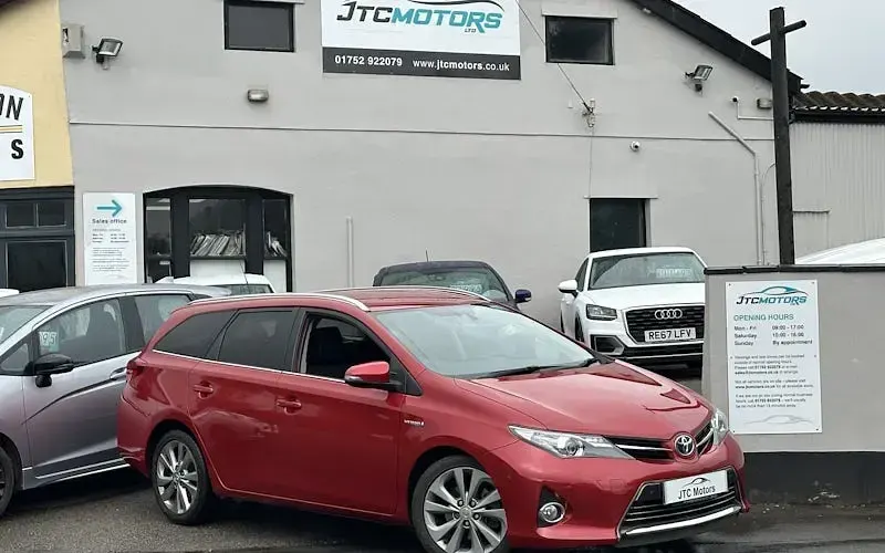 Used Toyota Auris Touring Sports 136 HP (100 kW) 2014 Estate