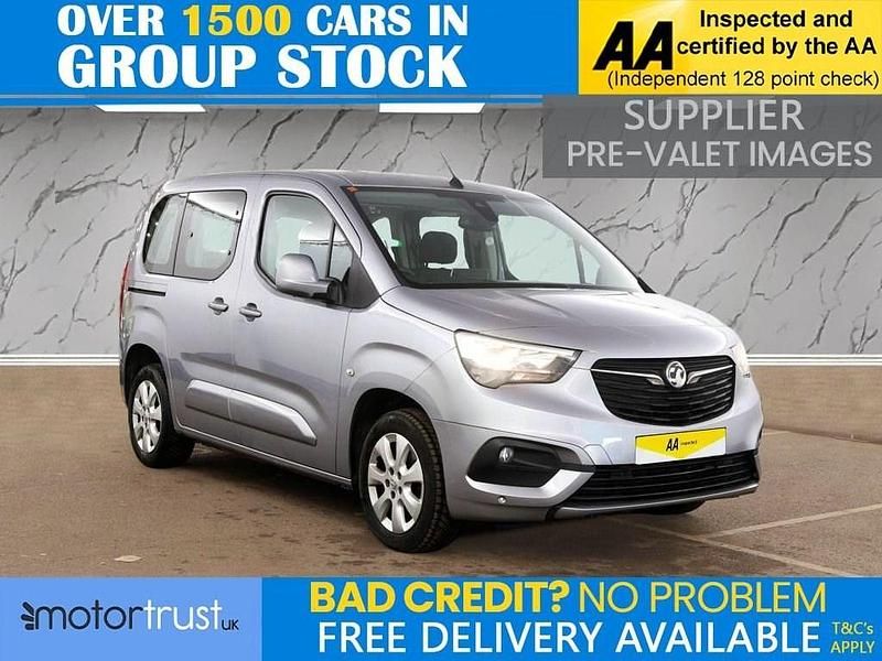 Used Vauxhall Combo S 130 HP (95 kW) 2020 Grey MPV