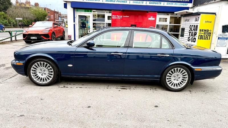 Used Jaguar XJ 2006 Blue Sedan
