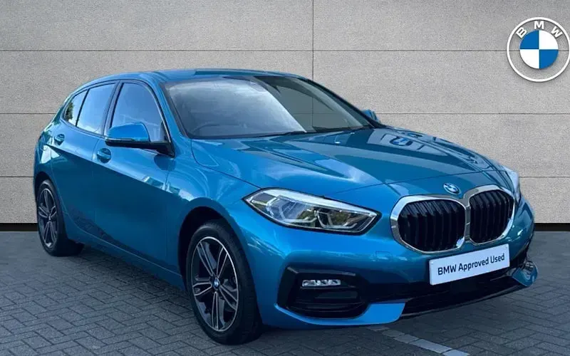 Used BMW 118 Sport Line 136 HP (100 kW) 2024 Hatchback