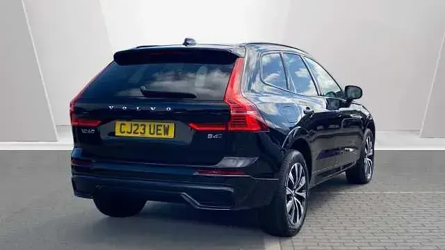 Used Volvo XC60 Plus 194 HP (142 kW) 2024 SUV