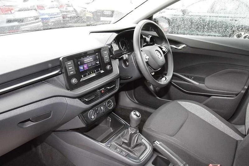 Image 2/4