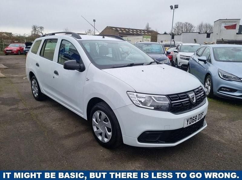 White Used 2019 Dacia Logan MCV Acces Estate | £4,999 (Fair price) - Image 1/4