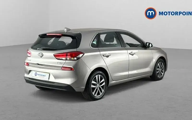 Used Hyundai i30 SE 120 HP (88 kW) 2020 Hatchback