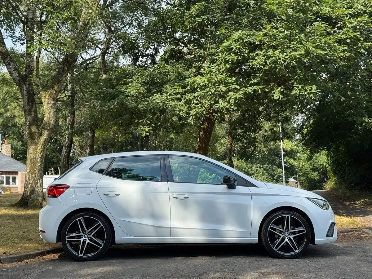 Used Seat Ibiza FR Sport 2021 White Hatchback