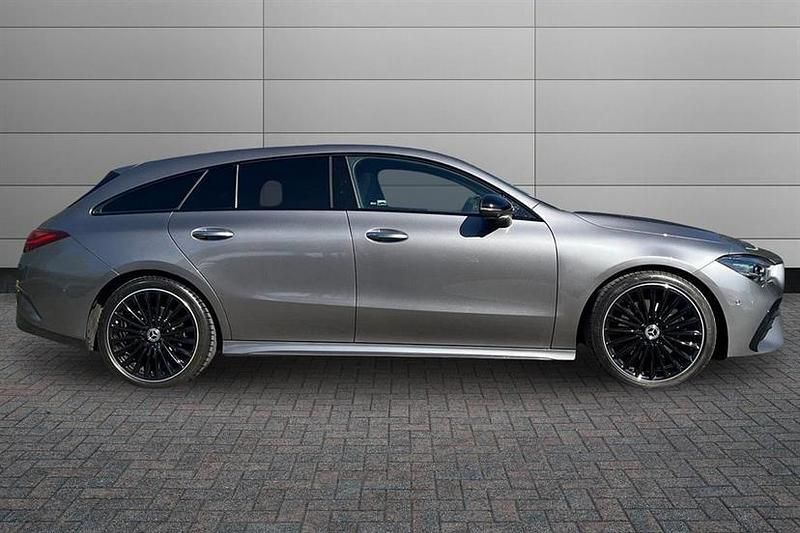 Used Mercedes CLA200 AMG Line Premium Plus 163 HP (119 kW) 2024 Mountain grey Estate