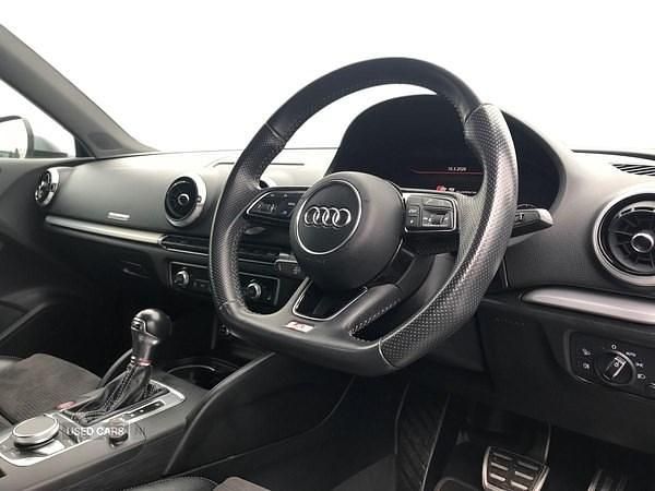 Used Audi A3 Design 310 HP (228 kW) 2018 Blue Sedan