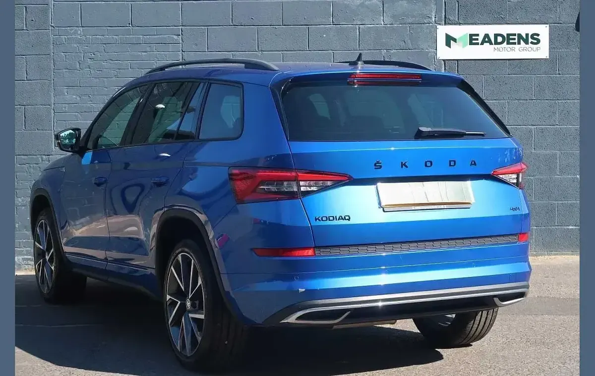 Used Skoda Kodiaq SportLine 196 HP (144 kW) 2021 Race blue metallic SUV