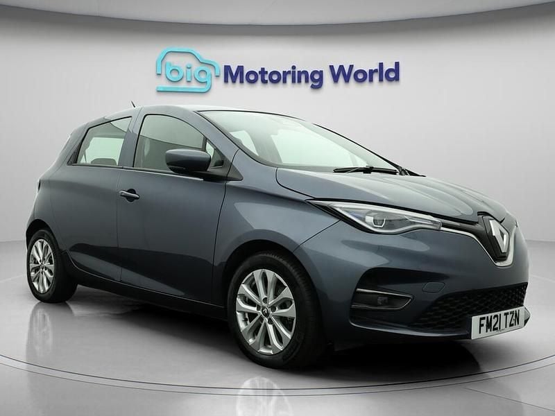 Grey Used 2021 Renault Rapid Iconic Hatchback | £9,900 (Fair price) - Image 1/4