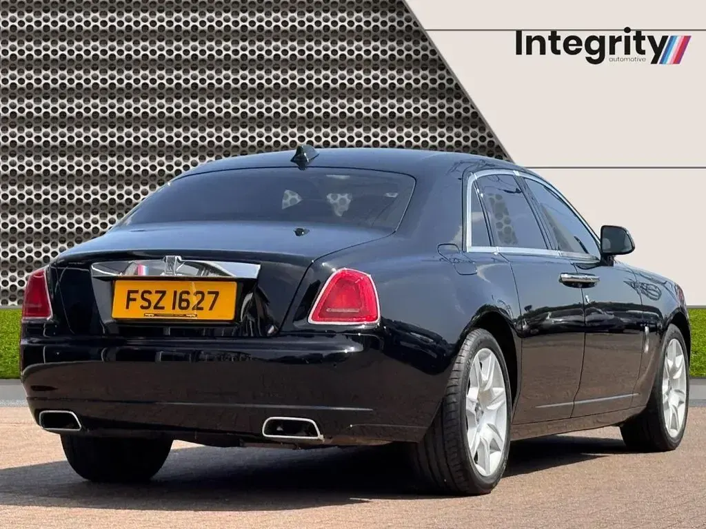 Used Rolls Royce Ghost 563 HP (414 kW) 2018 Black Sedan
