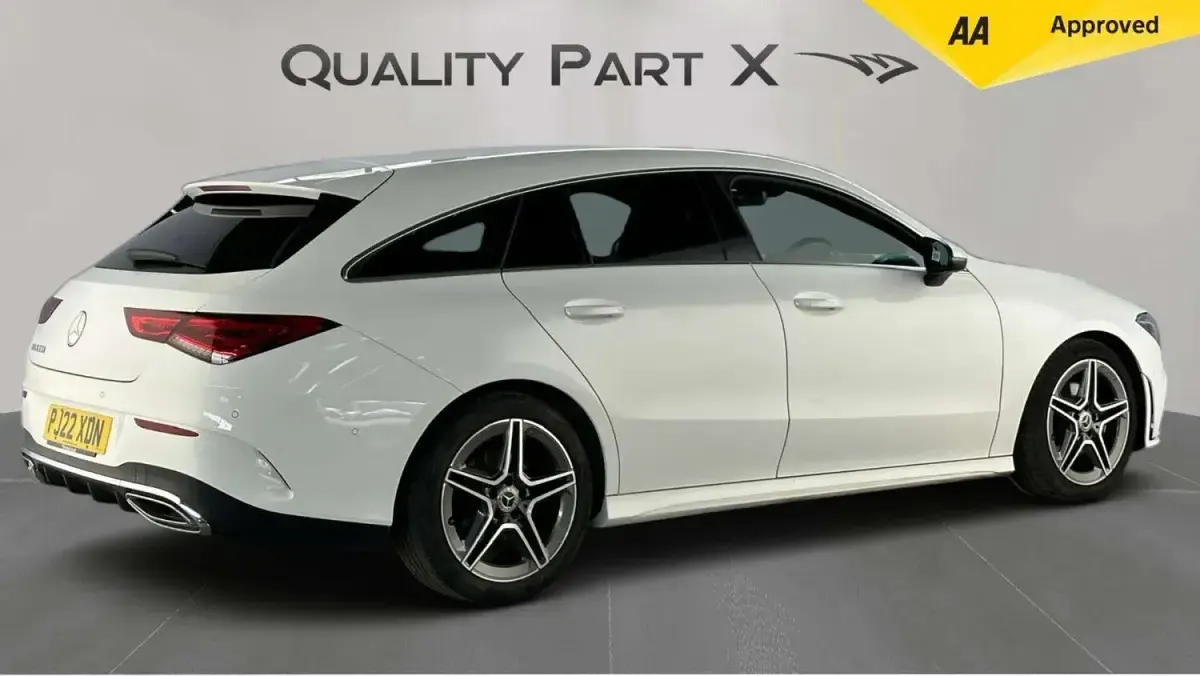 Used Mercedes CLA180 Shooting Brake AMG line 136 HP (100 kW) 2022 White Estate