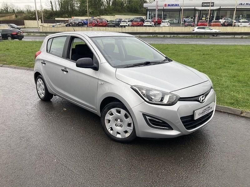 Used Hyundai i20 Classic 2012 Silver Hatchback