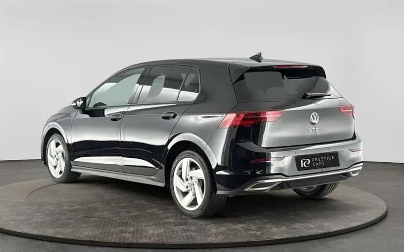 Used VW Golf VIII GTE 245 HP (180 kW) 2024 Hatchback