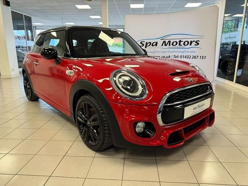 Red Used 2019 Mini Cooper S Hatch Hatchback | £14,490 (Fair price) - Image 1/4