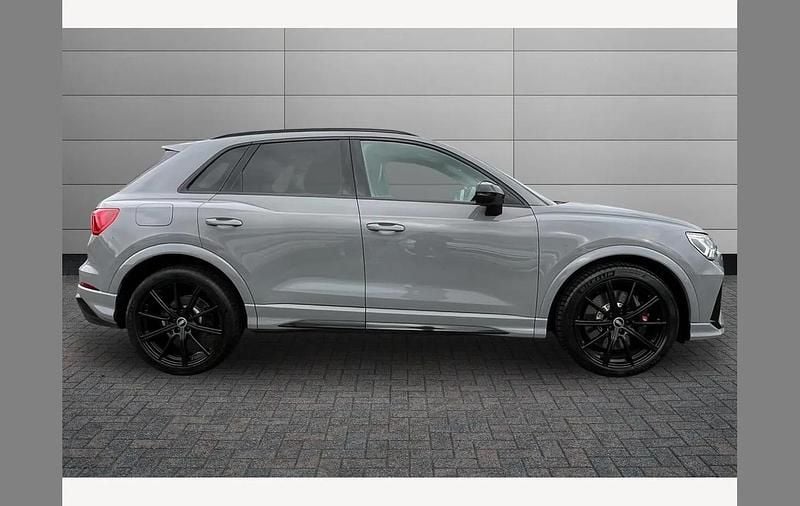 Used Audi RS Q3 Advanced 400 HP (294 kW) 2021 Grey SUV