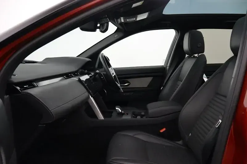 Used Land Rover Discovery Sport HSE Dynamic 201 HP (147 kW) 2024 Red SUV