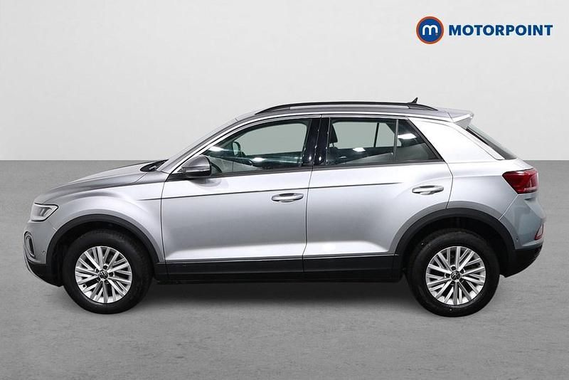 Used VW T-Roc Life 110 HP (80 kW) 2023 Silver SUV