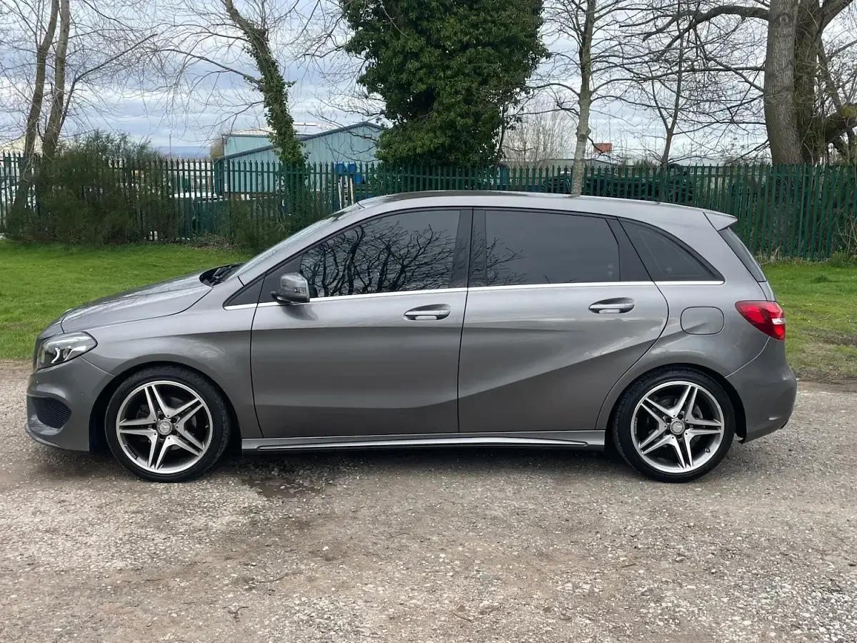 Used Mercedes B180 AMG Line Premium 109 HP (80 kW) 2015 Grey MPV