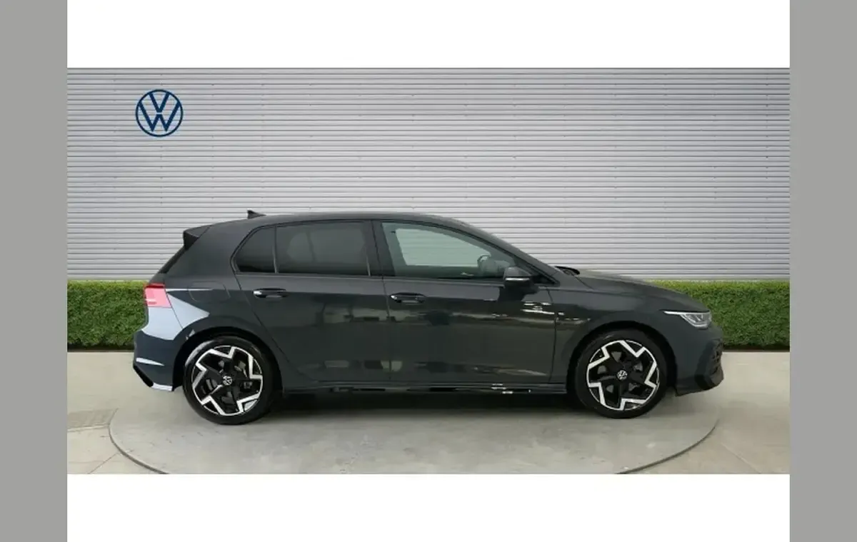 Used VW Golf VIII R-line 150 HP (110 kW) 2025 Grey Hatchback