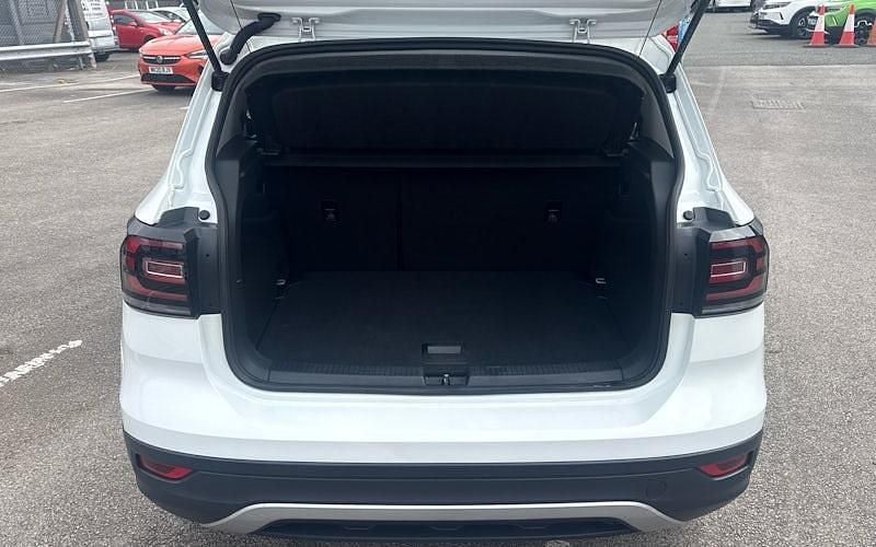 Usado VW T-Cross SE 95 HP (69 kW) 2023 Branco SUV