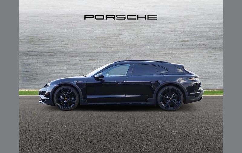 Used Porsche Taycan Cross Turismo 344 kW (469 HP) 2022 Black Estate